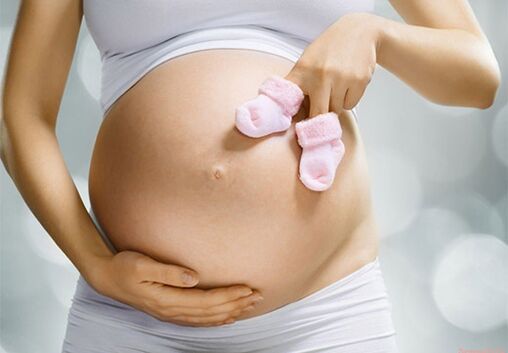 una mujer embarazada le transmite papilomas a su bebé